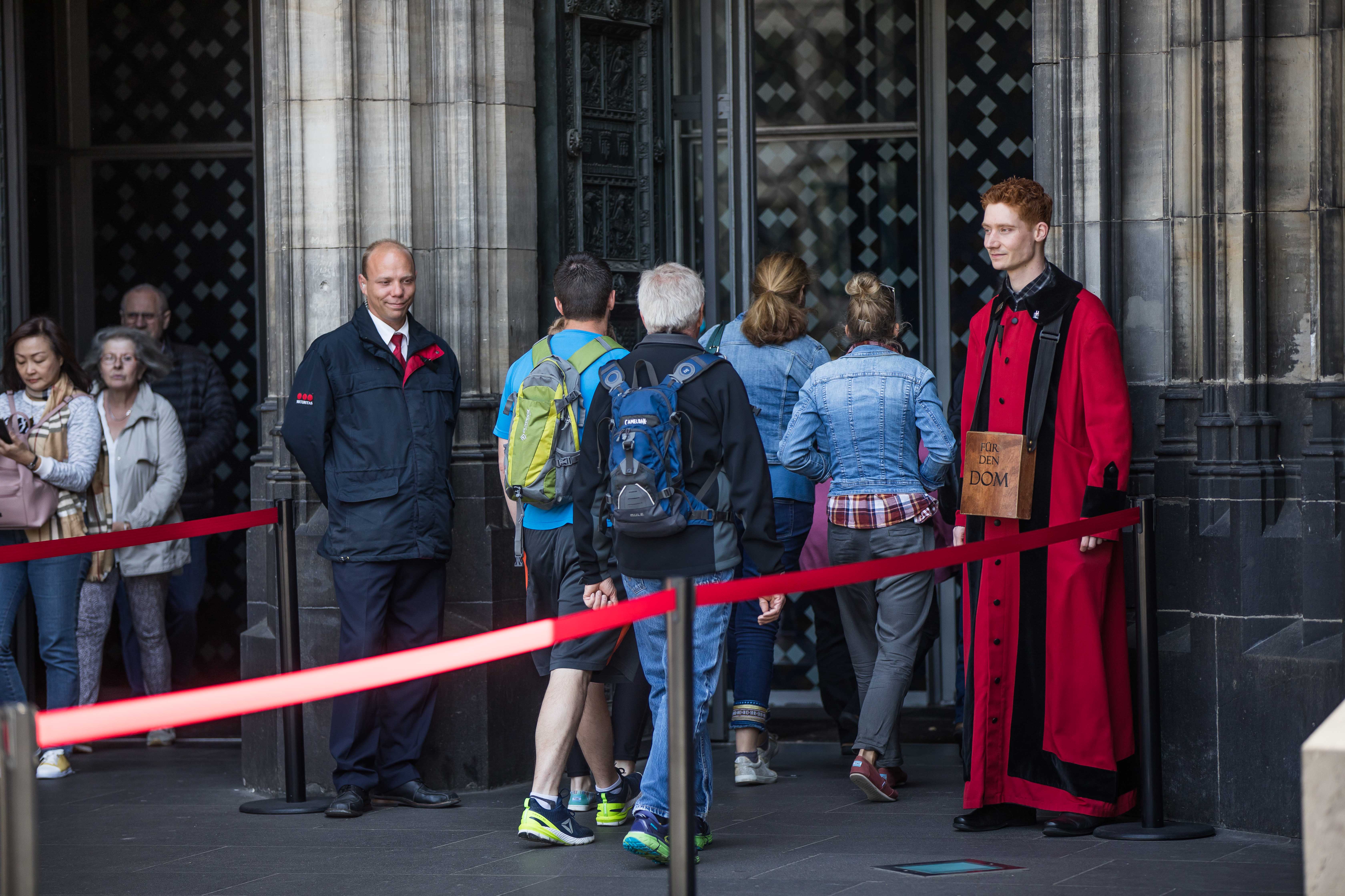 Der Eingang vom Kölner Dom
